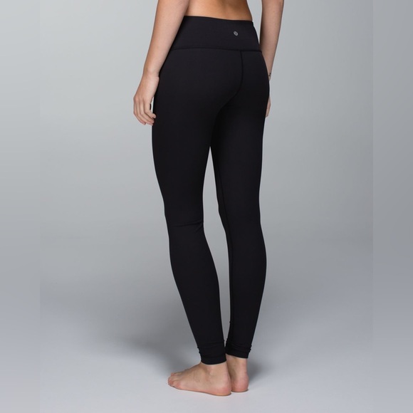 Lululemon Wunder Under Black Mid/low Waist Luxtreme Size 8 - Picture 1 of 11